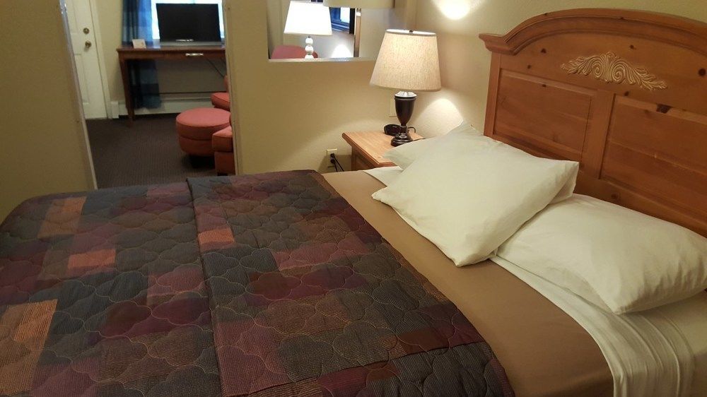 Lakeshore Inn & Suites Anchorage Exterior foto